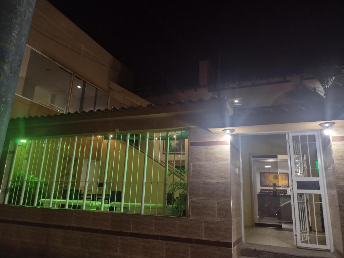 Catia La Mar Hotel Il Prezzano 1 المظهر الخارجي الصورة